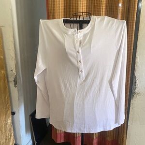 Time and Tru Classic White Tee